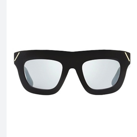 Victoria Beckham - Square VB642S Sunglasses main image 6